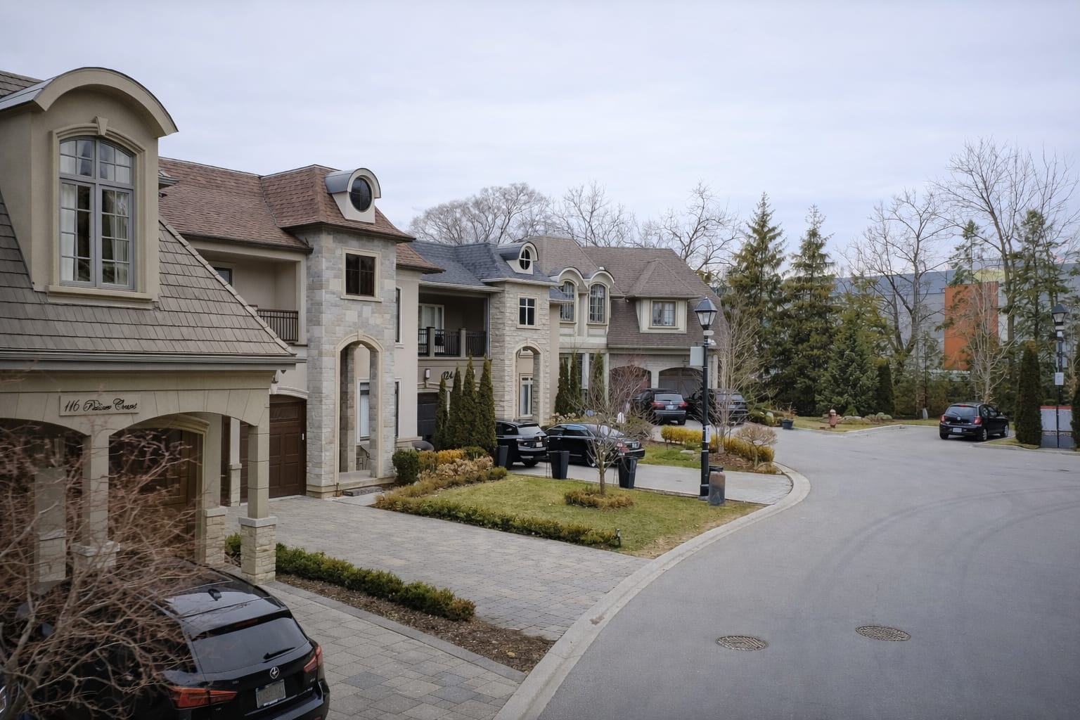 Custom Detached Houses