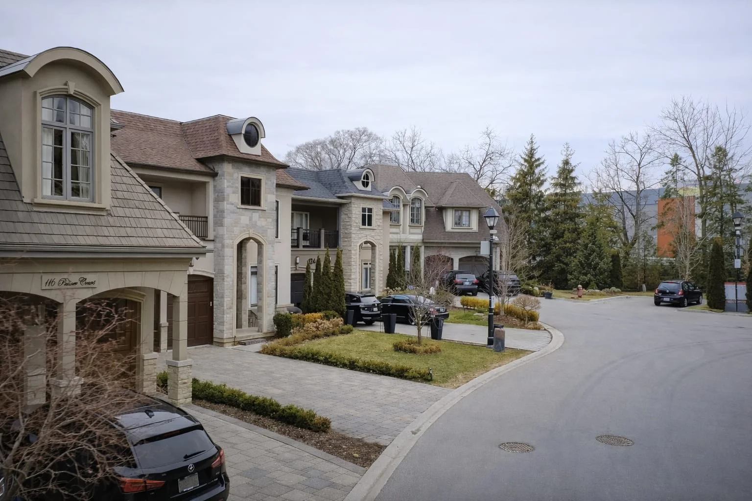 Custom Detached Houses
