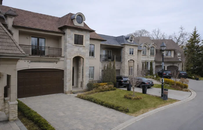 120 Paliser Court Residences image