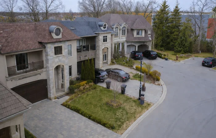 120 Paliser Court Residences image