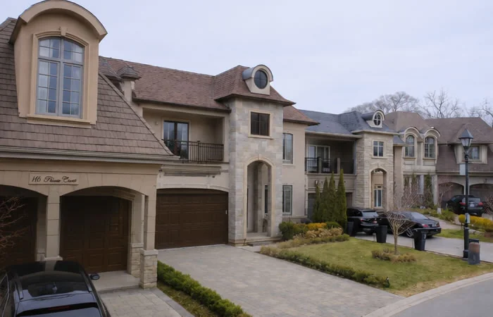 120 Paliser Court Residences image